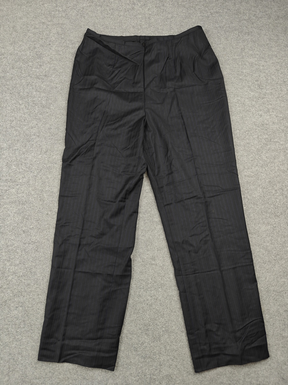 Vintage ESCADA Pants Womens 42 Black Pinstripe Wool Pleated Straight Dress